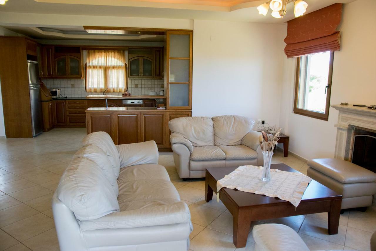 Villa Tinadora Αγία Τριάδα Εξωτερικό φωτογραφία